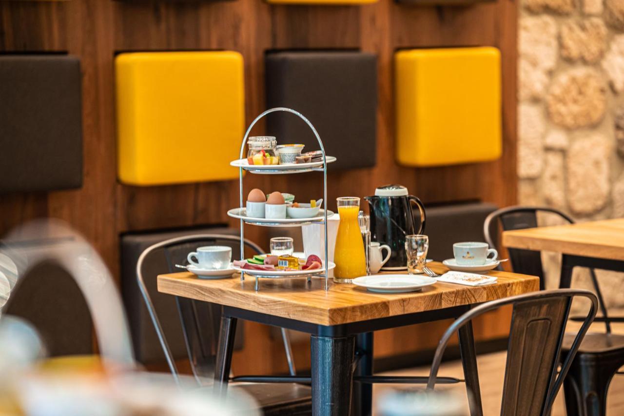Hotel Am Park Руст Екстериор снимка