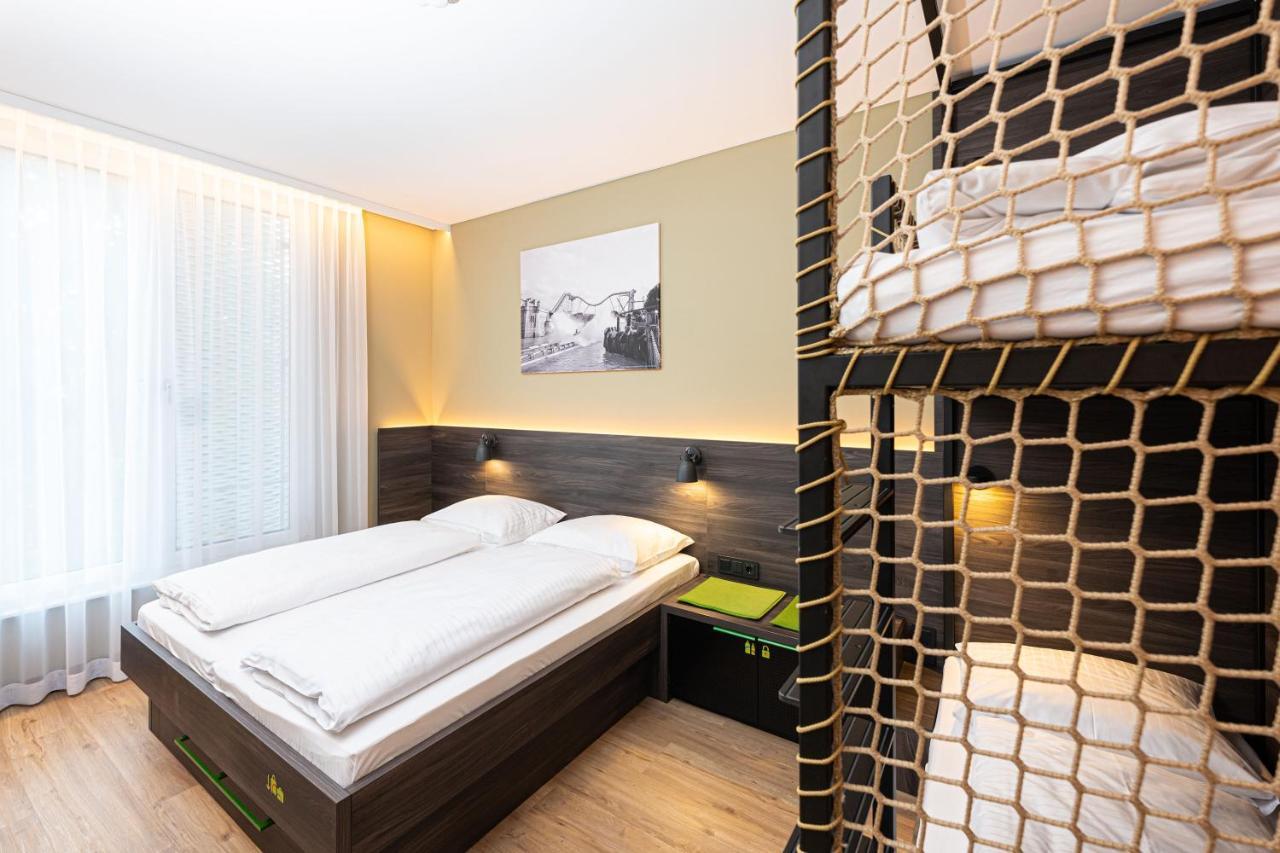 Hotel Am Park Руст Екстериор снимка